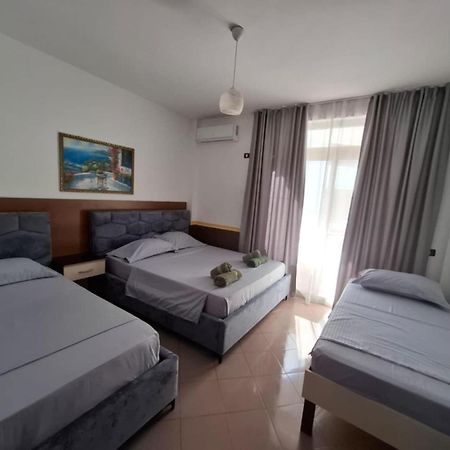 Hotel Nacional Durrës Esterno foto