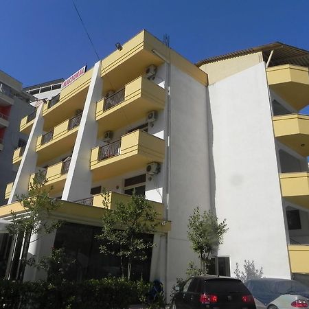 Hotel Nacional Durrës Esterno foto