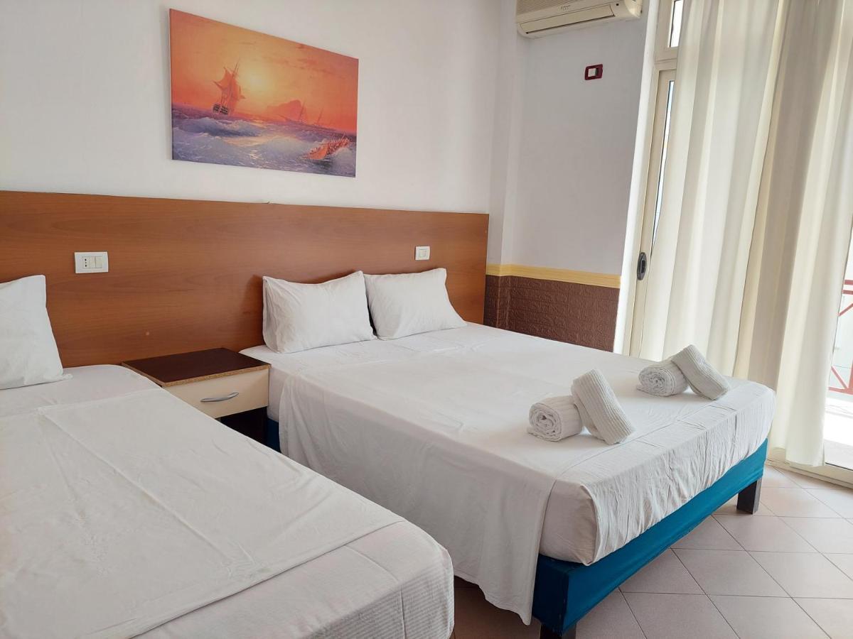 Hotel Nacional Durrës Esterno foto