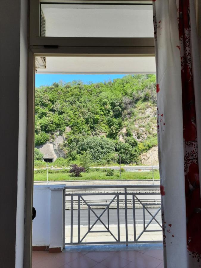 Hotel Nacional Durrës Esterno foto