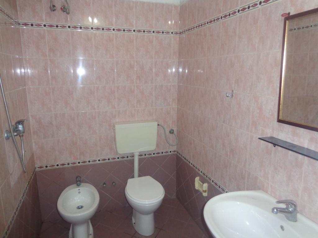 Hotel Nacional Durrës Camera foto