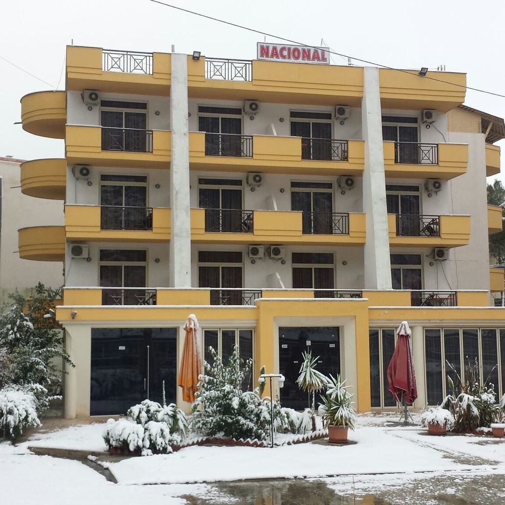 Hotel Nacional Durrës Esterno foto